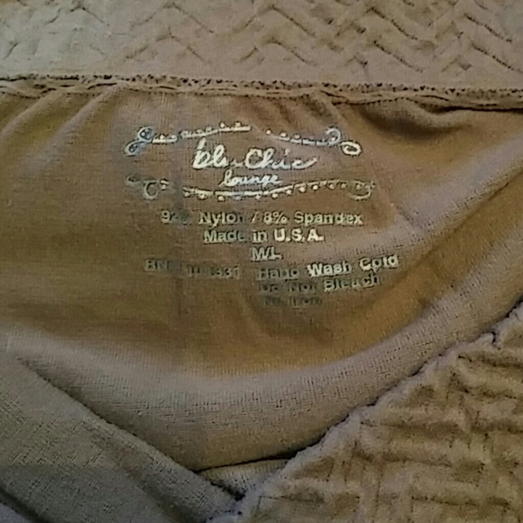 Sale $7 items 3/$15 Sleeveless Tube Top - Picture 5 of 5